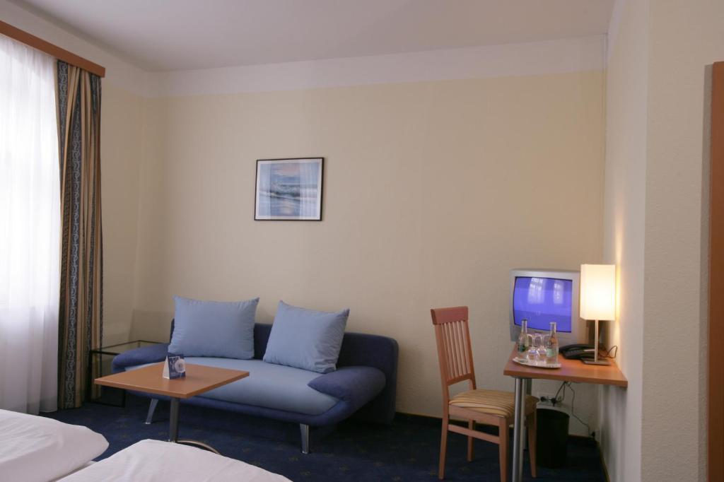 דכאו Altstadt-Hotel Zieglerbraeu חדר תמונה